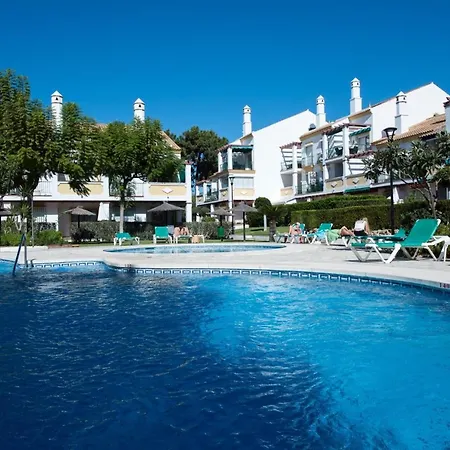 Apartmán Spacious Flat With Pool In *